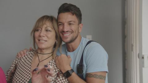 Anna Ryder Richardson - Peter Andre - 60 Minute Makeover - Quest Red