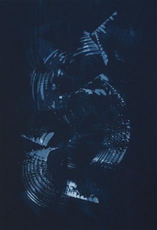 Undertow de Elaine Mullings. Serigrafie monotip, acrilic mixt personalizat cu pigment de aur, 70 x 50cm, eiditon de 5. £ 780 la JP Art la târgul de artă accesibilă Battersea.