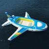 Acest plutitor de avion gonflabil vă va face să vă doriți că vara a fost aici