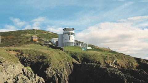 faruri grand designs, edward short, chesil cliff house de vânzare în croyde north devon