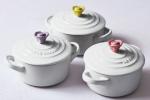 Le Creuset a lansat o colecție de flori tocmai la timp pentru primăvară