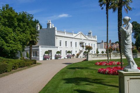 St John's Manor Estate - Jersey - față - Savills