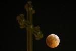 Imagini: Eclipsa lunară de sânge în luna iulie, Marea Britanie