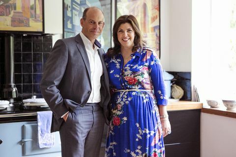 Locație, locație, locație - Prezentatori: Kirstie Allsopp și Phil Spencer