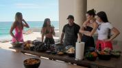 Soții Kardashian au plecat în vacanță la o proprietate James Perse din Cabo