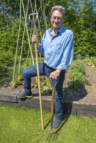 alan titchmarsh lansează show itv gardening