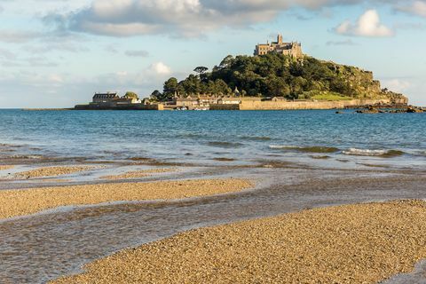 vedere la muntele St Michaels lângă Marazion, Cornwall, Marea Britanie