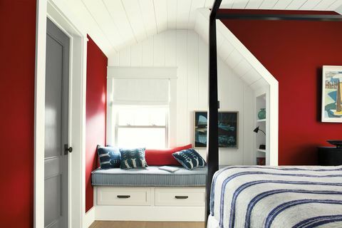 Benjamin Moore Color of the Year 2018 - Caliente AF-290