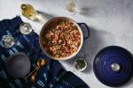 Noua linie de indigo a lui Le Creuset arată ca cerul nopții