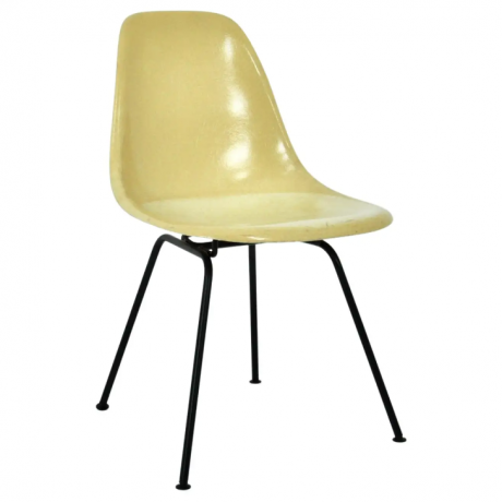 Scaun de sufragerie de Charles și Ray Eames pentru Herman Miller