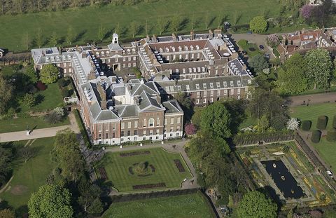 Palatul Kensington din Hyde Park în centrul Londrei, Anglia