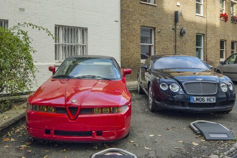 Grădinile 19G Hyde Park - Bentley și Alfa