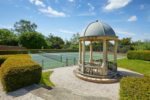 casa de țară a lui robbie williams, casa compton bassett, de vânzare în Wiltshire